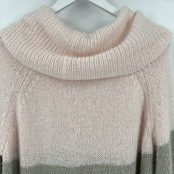Wooden Ships Pink Gray Colorblock Cowl Neck‎ Wool Blend Sweater Women’s Size M/L - Picture 5 of 8
